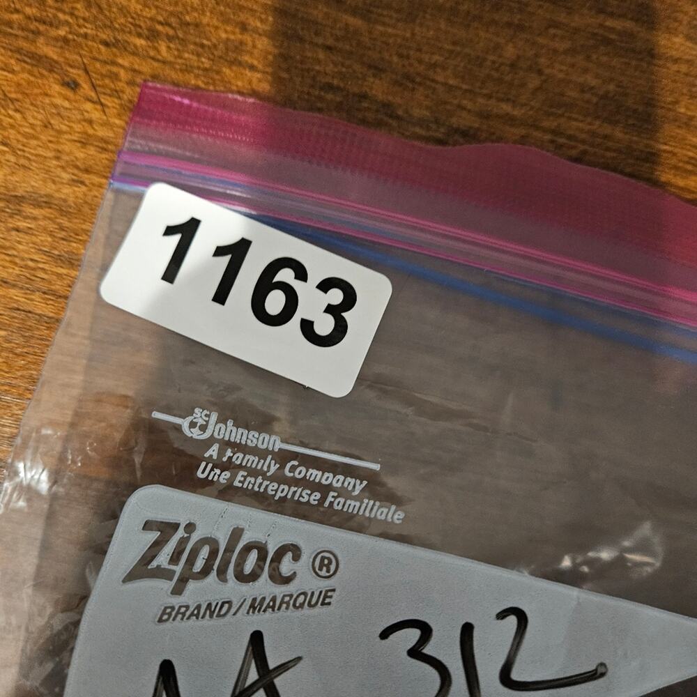 Crown & Ivy Top Small Pink Blue Leopard Print 3/4 Raglan Sleeve V Neck Smocked - Picture 14 of 14